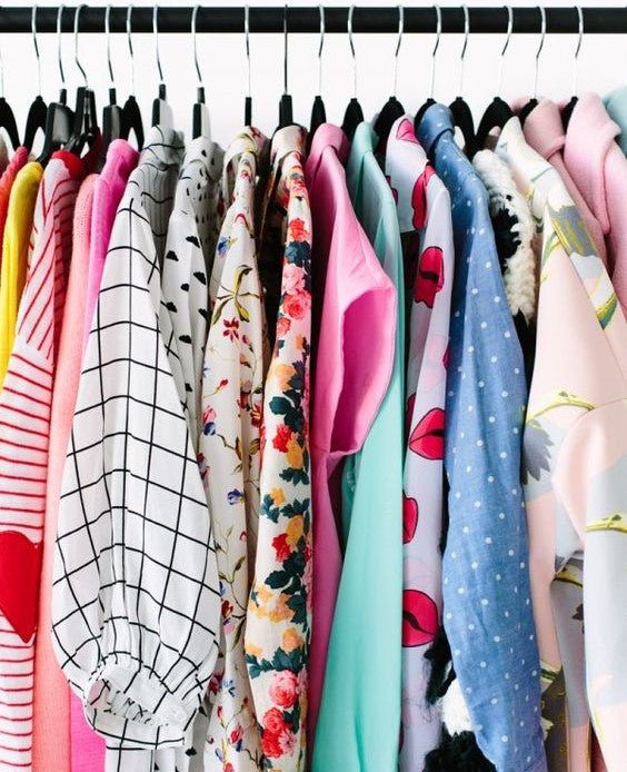 The Must-Have Essentials for Every Woman’s Wardrobe in 2024 - Agáapēe