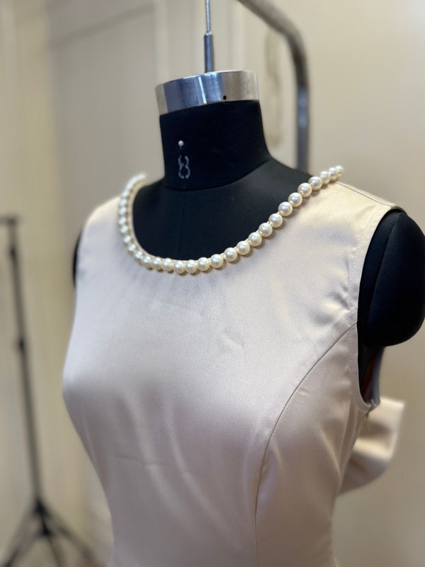 Vintage Pearl Bow Glow Dress